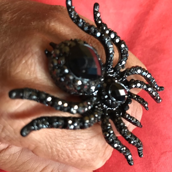 tarantula ring